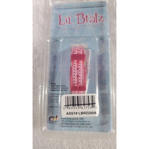 Collectible NOS New Old Stock MGA Bratz LCD Watch Sealed in Factory Blister Pack - Picture 4 of 4